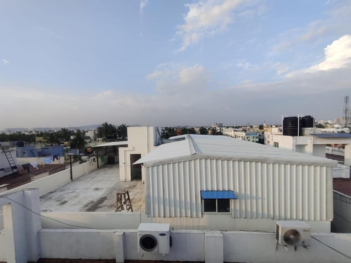 Allamanda Abode Aparthotel Chennai Exteriör bild