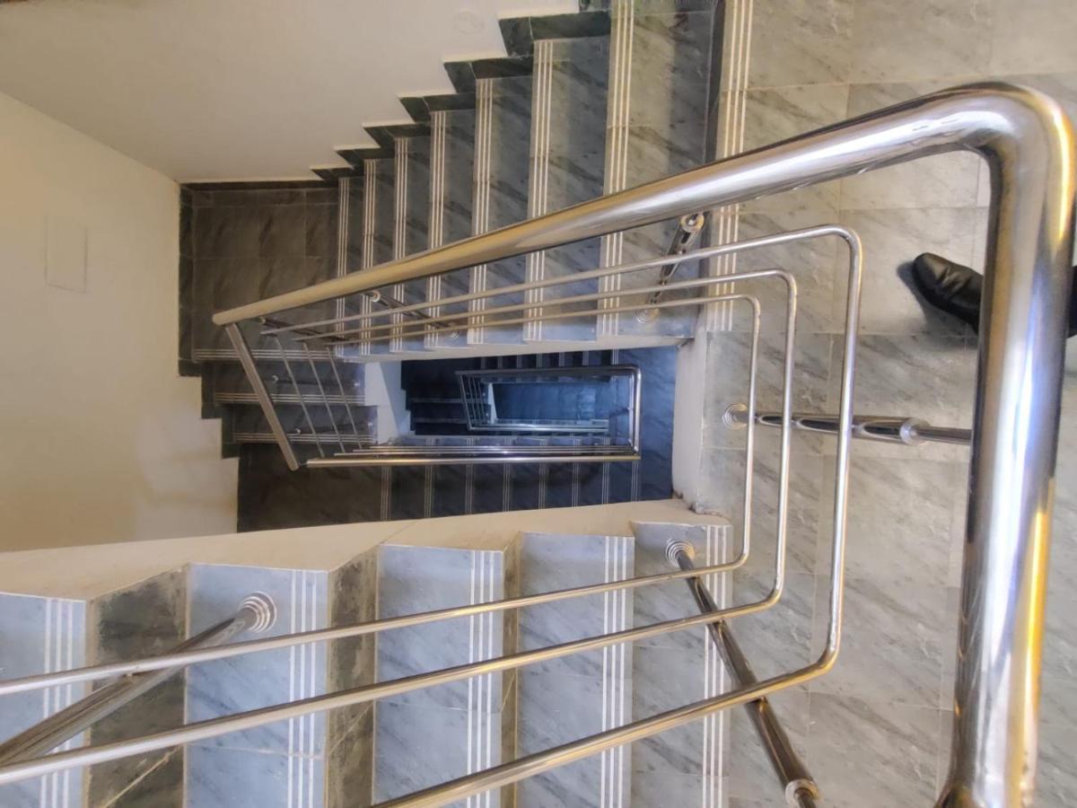 Allamanda Abode Aparthotel Chennai Exteriör bild